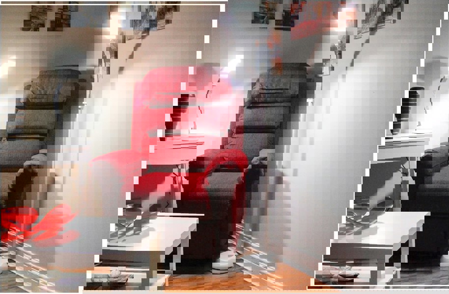 Aidapt Desktop Reading Lamp