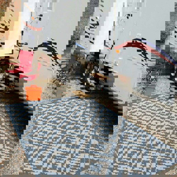 Outdoor Rug Diamond Design Blue and White | The Rugs