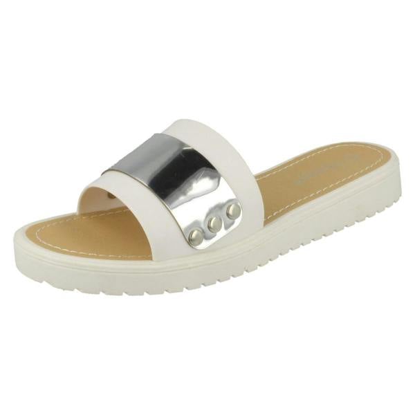 Savannah Ladies Savannah Flat Metal Detail Mules