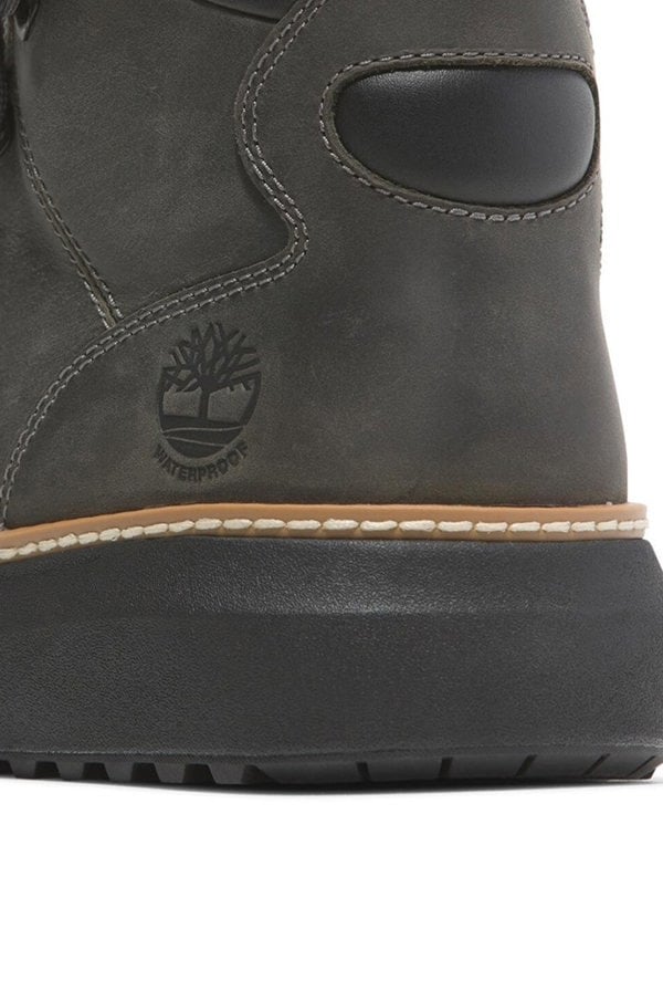 Timberland Hudson Road Waterproof Chukka Boot