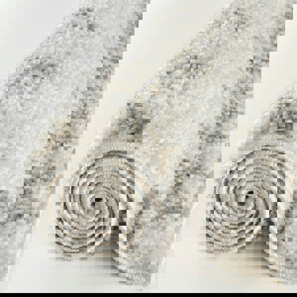 Moroccan Grey Ivory colours rug non-shedding, pet-friendly, and easy to clean