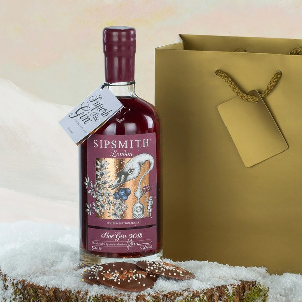 Sloe_gin_gift_close_up