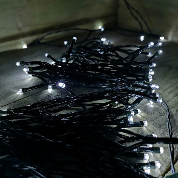 Samuel Alexander 100 LED 10m Premier Christmas Indoor Outdoor Multi Function Battery Operated String Lights with Timer in Cool White