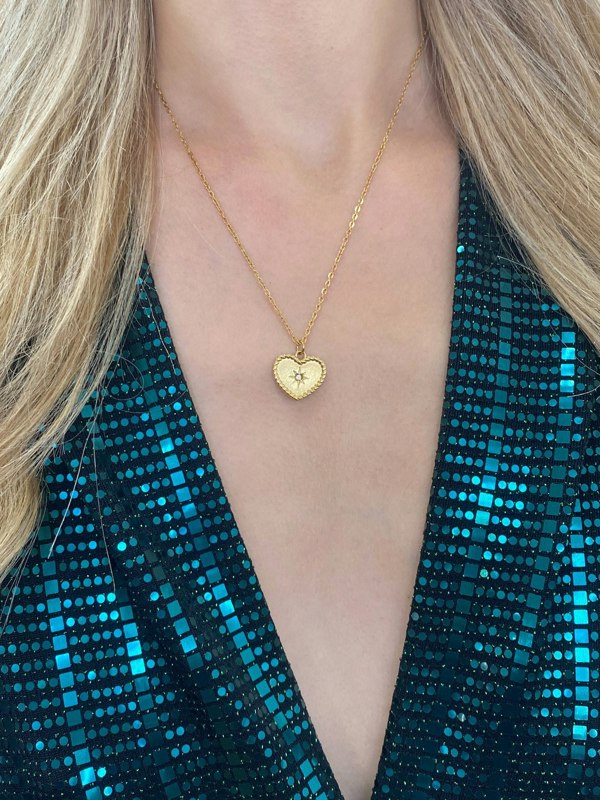 SVNX Sparkly Heart Necklace in Gold - Gift Boxed