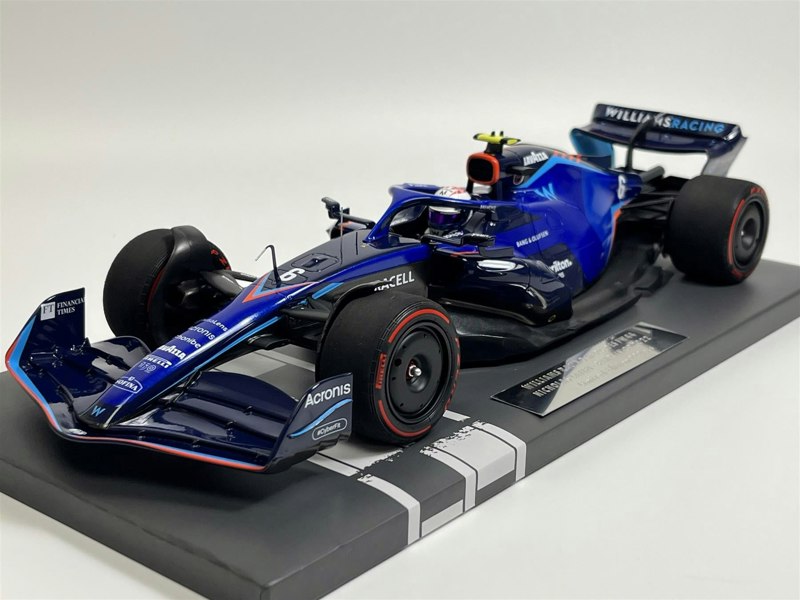 Minichamps Nicholas Latifi Mercedes FW44 Williams Racing Bahrain GP 2022 1:18 117220106