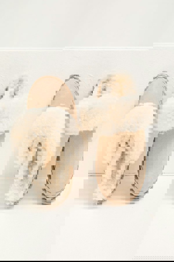 Pretty You London Women's Hallie Sheepskin Multiway Slippers in Beige