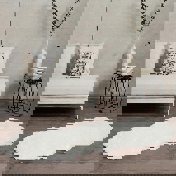 White Faux Fur Rug - Rafaelo Mobilia