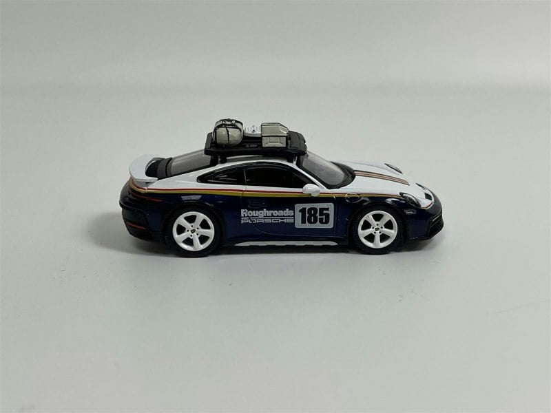 Mini GT Porsche 911 Dakar Rallye Design Package White Gentian Blue Metallic LHD 1:64 Mini GT MGT00805L