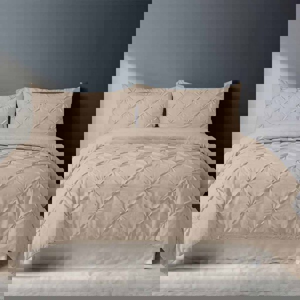 Snug City Pintuck Pinch Pleated Polycotton Duvet Cover And Pillowcase/s Set Bed Linen