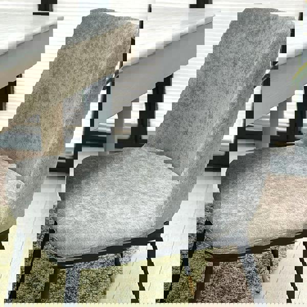 TRL Furniture Eclipse Luxe Chair – with Black Legs and Gold-Tipped Legs (Set of 2)