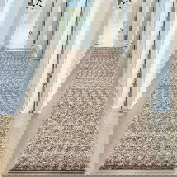 Moroccan-style thick shaggy rug 30 mm pile, non-shedding, pet-friendly, and easy to clean