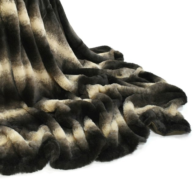 Velosso Nebraska Faux Fur Luxury Throw - 130cm x 150cm