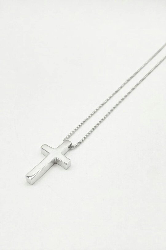 SVNX Cross Pendant Necklace in Silver