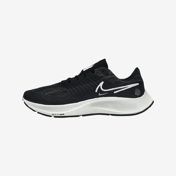 Nike Sneakers   in  Black