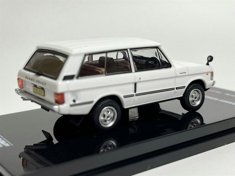 Inno 64 Range Rover Classic White 1:64 Scale Inno Models IN64RRCWHI