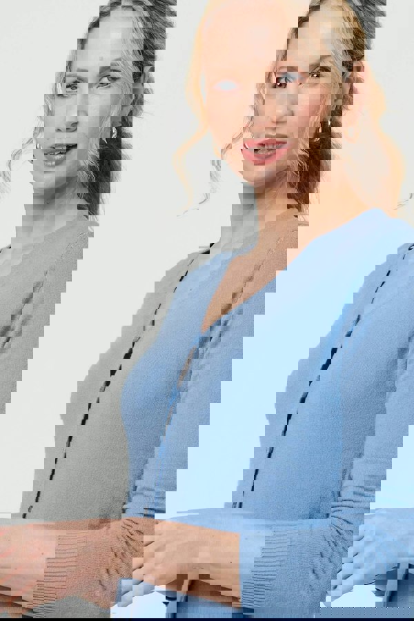 Blue | Cropped Button-Up Slim Knit Cardigan
