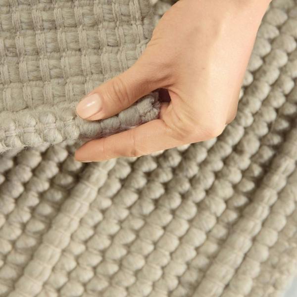 Camden Wool Parker Rug Natural White, hand-woven, ideal for every room.