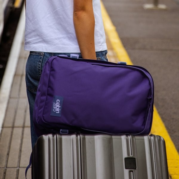 CabinZero Classic Pro Backpack 32L
