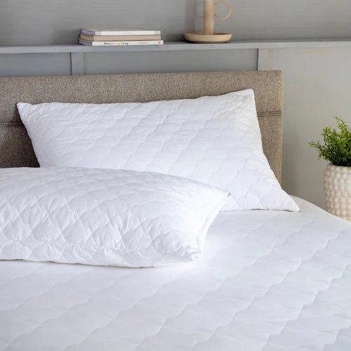 Special Buy Goose Feather & Down Bundle close-up detail 5 | Soak and Sleep