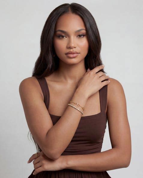 Elk & Bloom 14K Gold Infinity Loop Chain Bracelet