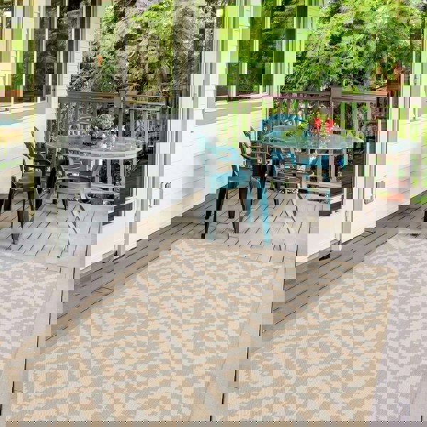 Outdoor Rug Diamond Design Beige and White | The Rugs