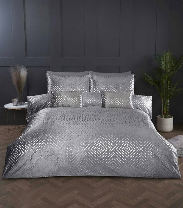 HomeSpace Direct Palazzo Embellished Duvet Cover Set