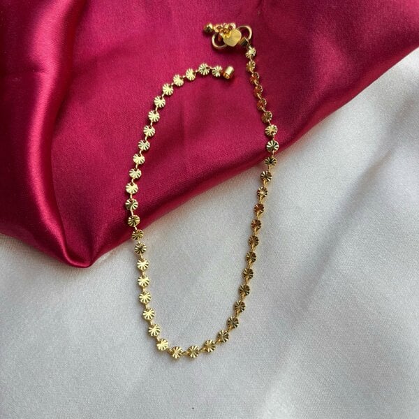 The Colourful Aura Golden Brass Floral Minimalist Boho Thin Slim Foot Payal Anklet