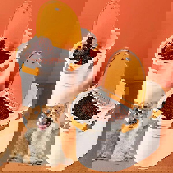 Airtight Flat-Top Pet Food Storage Bin for Dogs and Cats - 4-6kg Capacity Living and Home