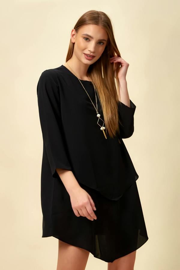 Hoxton Gal 3/4 Sleeve Oversized Tunic with Necklace in Black