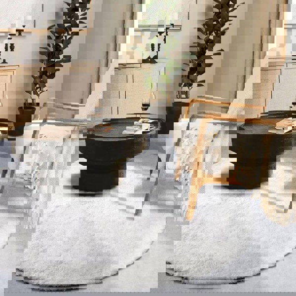 Myk Olaf High Pile Rug Plain Design