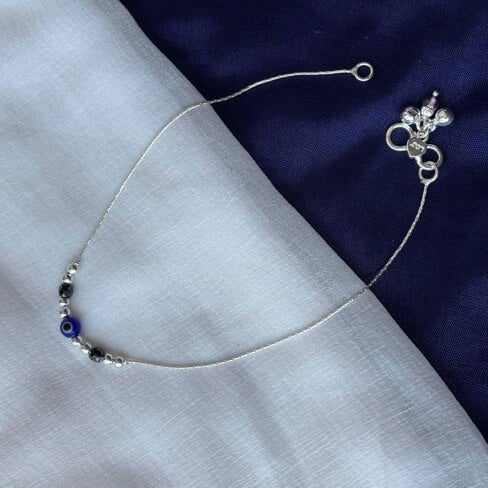 The Colourful Aura Pure Silver Single Evil Eye Nazar Minimalist Payal Anklet