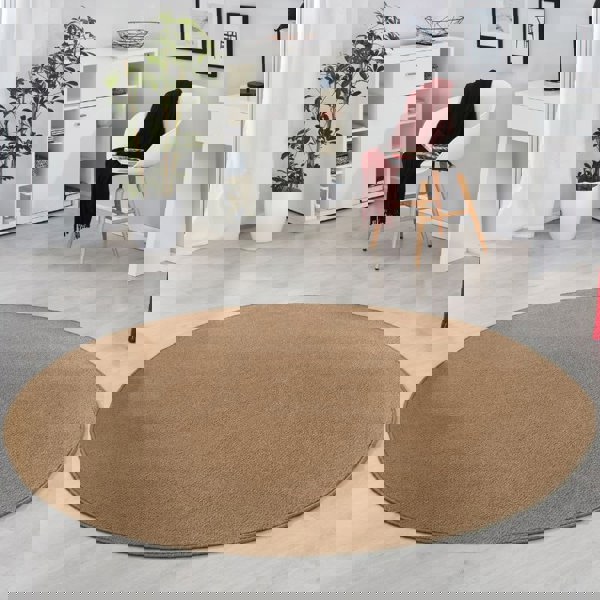 Modern Plain Brown Rug – Soft Short Pile
