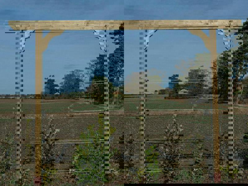 Arbor Garden Solutions Screen Pergola, Plant Climbing Arbour - Chamfered Sculpted Brace