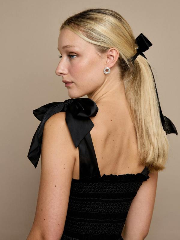 GWD Cece Black Velvet Midi Dress