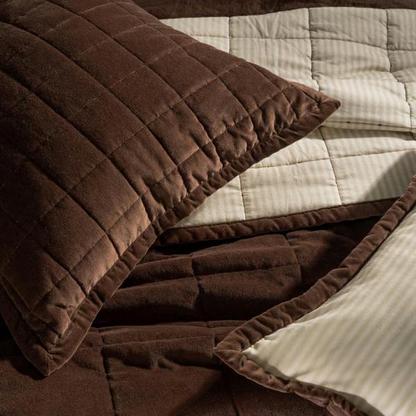 Soak&Sleep Chocolate Velvet Cotton Bedspread and Cushion Bundle