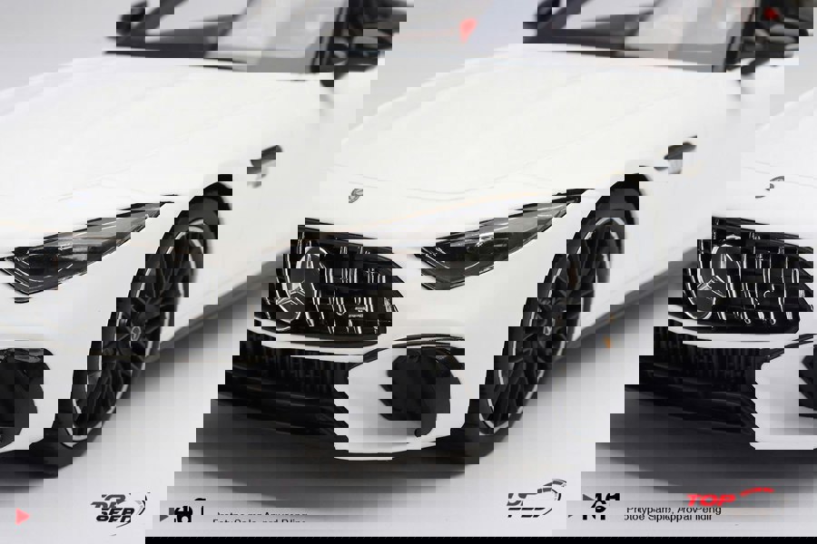 TSM Mercedes AMG SL 63 White 1:18 Scale TSM TS0461
