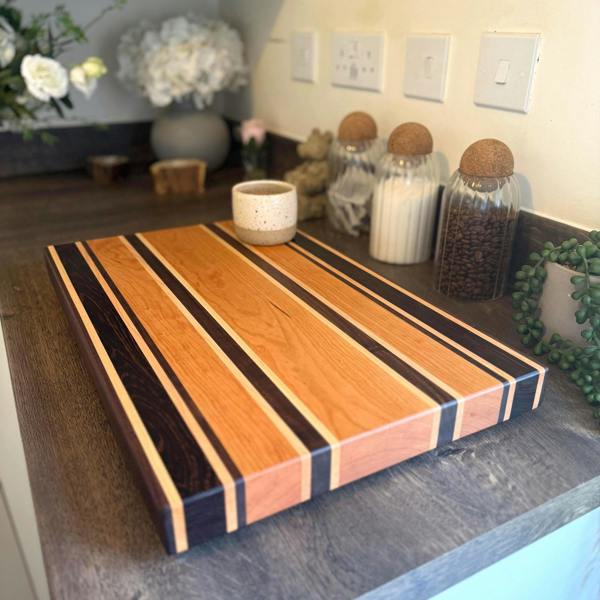 Giraffes & Craftz Handcrafted Striped Hardwood Chopping Board – Cherry, Walnut, Maple & Wenge – Handmade Butcher Block