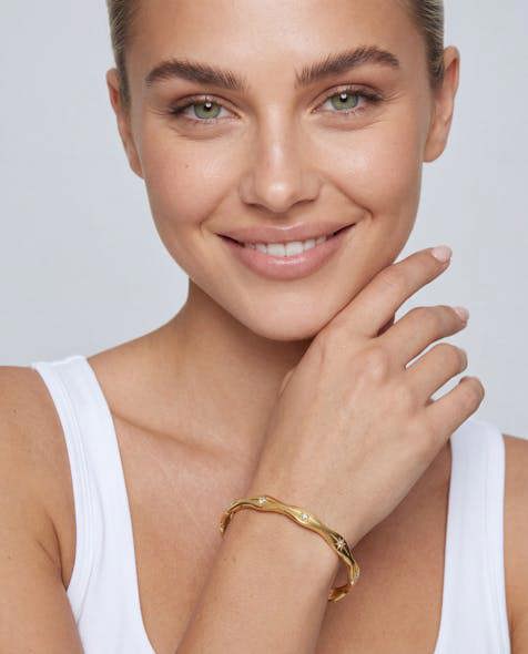 Elk & Bloom Chunky Wave Solitaire 14K Gold Bangle