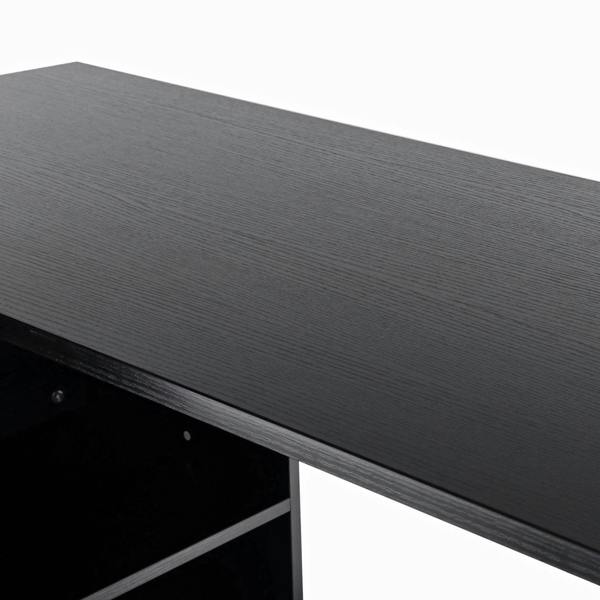 Black desk tabletop edge with sturdy underside support frame