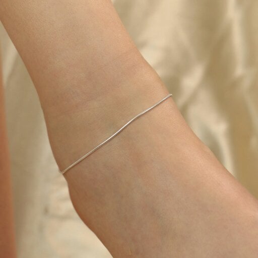 The Colourful Aura 925 Silver Thin Rope Plain Chain Slim Payal Anklet