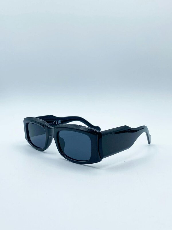 SVNX Chunky Rectangle Sunglasses with Extra Wide Arms in Black