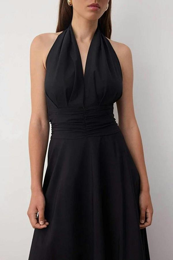 WOVCOR Low-Cut Halter Neck Poplin Lined Woven Dress