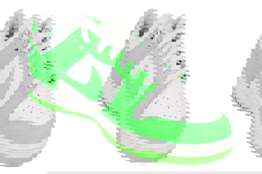 Nike Womens Dunk Low Trainers Hv0842  133 - Sail Green Strike 133 - Photo 3