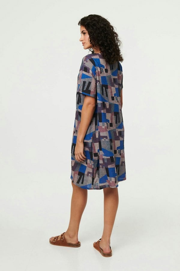 Blue | Abstract Relaxed Knee Length Shift Dress
