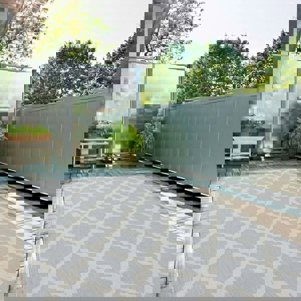 Grey Trellis Design Outdoor Rug for Garden & Patio