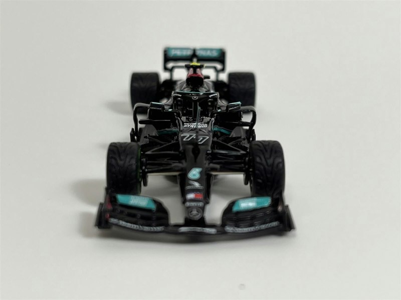 Tarmac Valtteri Bottas #77 Turkish GP 2021 Winner Mercedes F1 W12 1:64 Scale Tarmac Works IXO Models T64GF037VB1