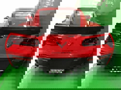 chevrolet corvette z06 red 1:24-7 scale welly 24085 new boxed