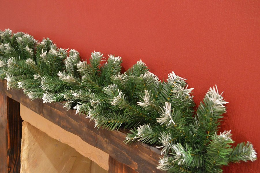 Samuel Alexander Premier 270cm (9ft) x 25cm Snow Tipped Green Christmas Garland Decoration