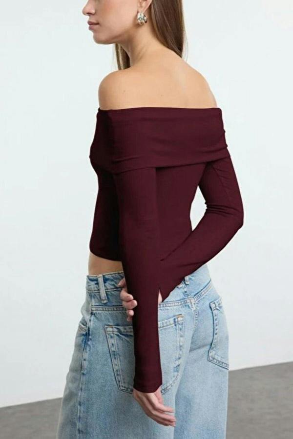 WOVCOR Carmen Collar Crop Knit Blouse