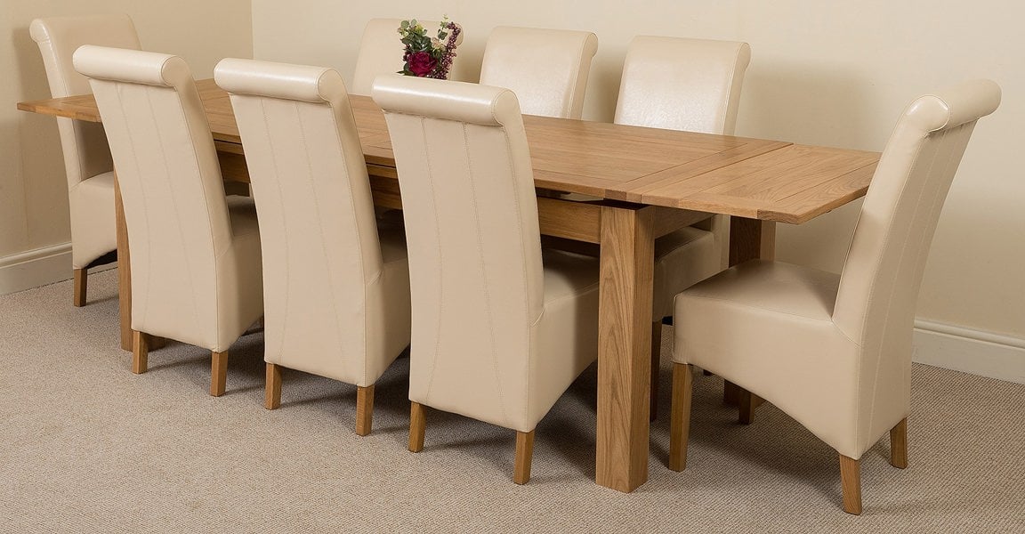 That's Furniture Richmond Large Oak Extending Dining Table with Montana Leather Chairs